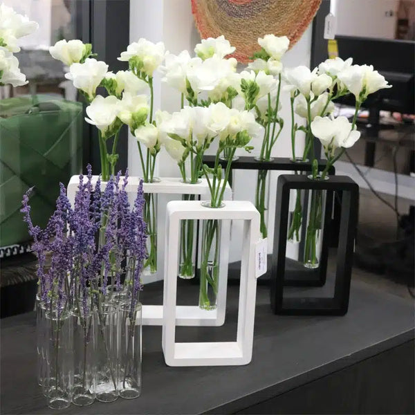 Le Forge - Examen Vase Tripple Black – Brent Weatherall Jeweller