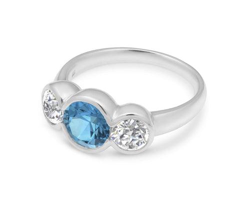 MichaelJohn Jewellery 3-Stone Ring
